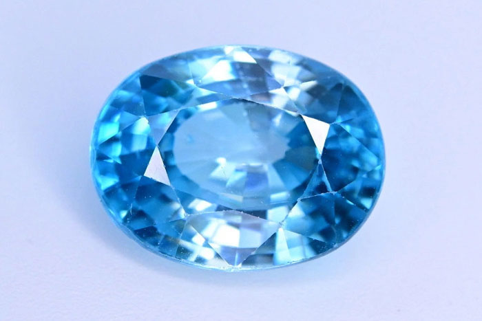 Циркон. Драгоценный камень